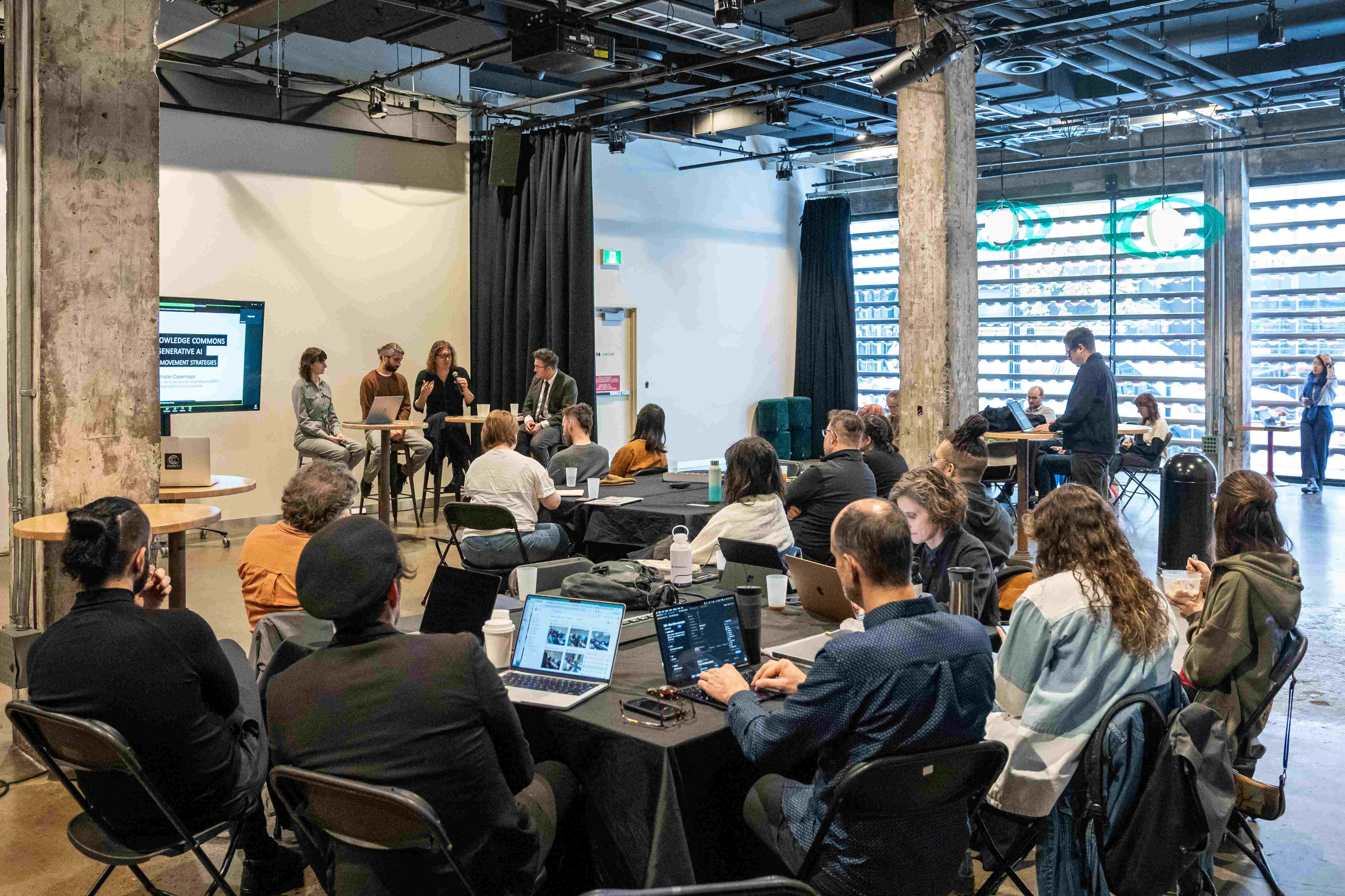 Projet Communs de l'IA - Symposiums et événements collaboratifs sur l'intelligence artificielle créative